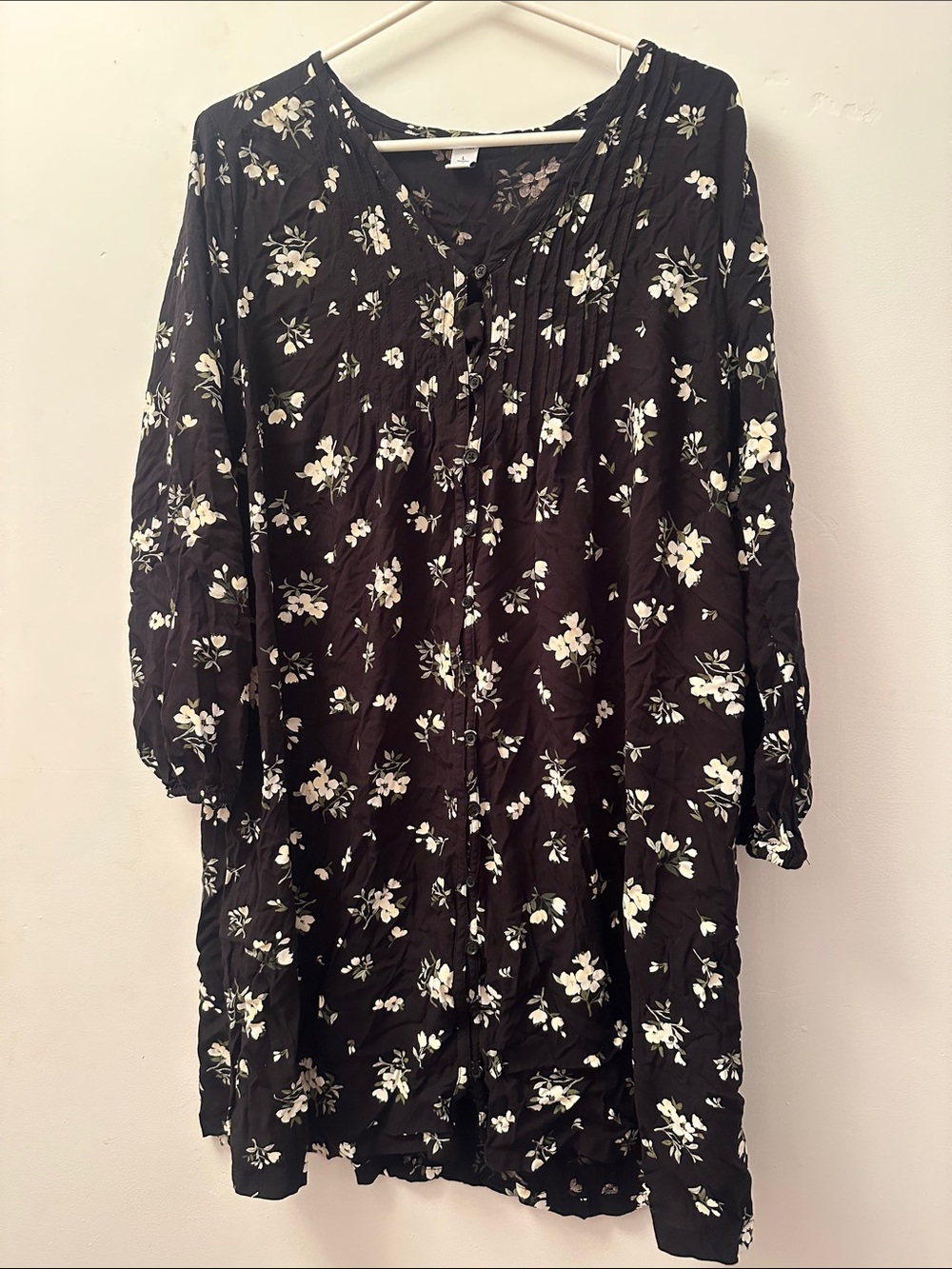 Old Navy Black Floral Long Sleeve Dress